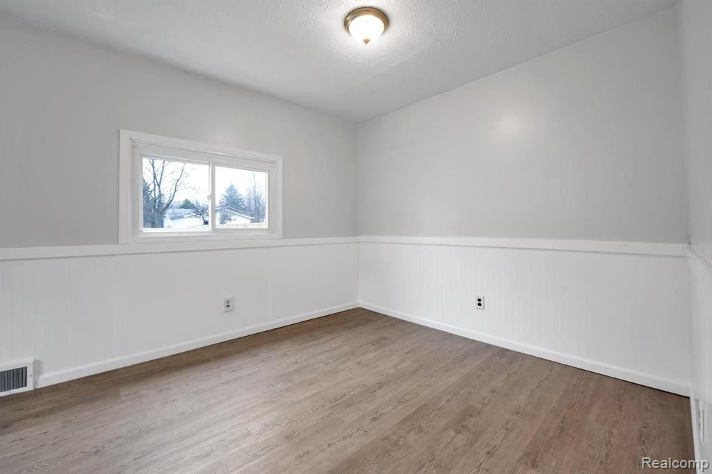 511 E MAIN Street, Stockbridge, MI 49285 — Photo 34