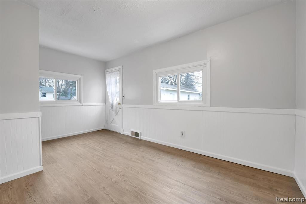 511 E MAIN Street, Stockbridge, MI 49285 — Photo 36