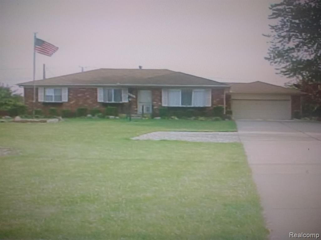 44720 W 10 MILE Road, Novi, MI — front exterior
