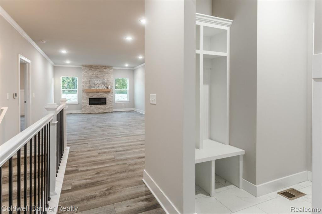 5707 WARREN WOODS Lane, Whitmore Lake, MI 48189 — Photo 10