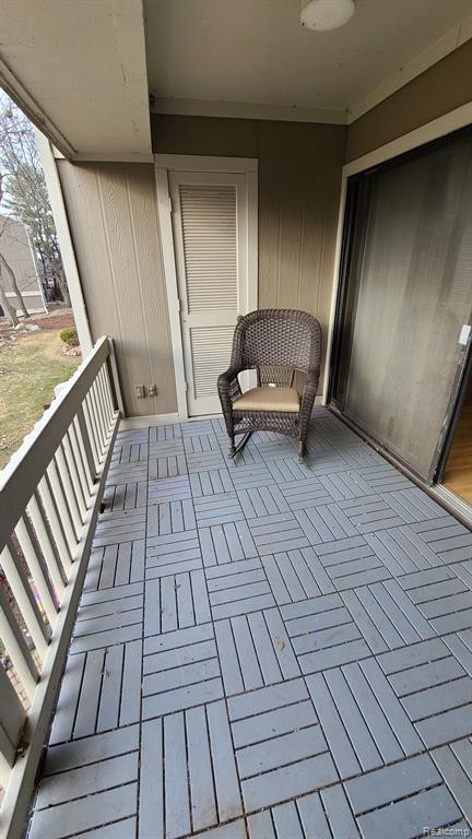 1655 Cliffs Landing, 201C, Ypsilanti, MI 48198 — Photo 3