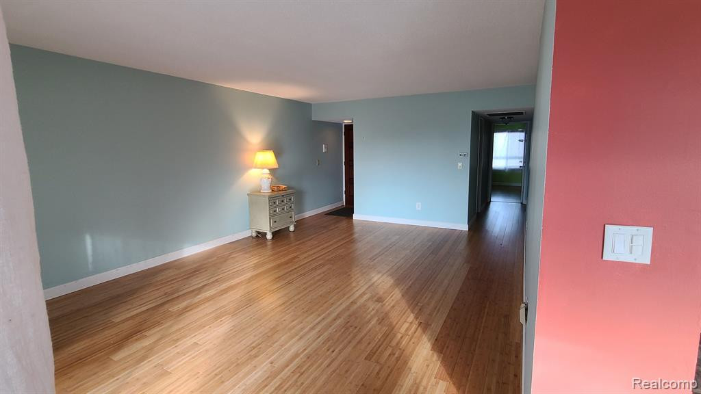 1655 Cliffs Landing, 201C, Ypsilanti, MI 48198 — Photo 5