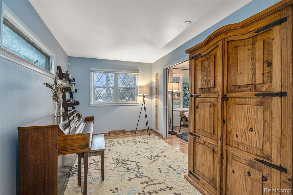 1880 Coronada Drive, Ann Arbor, MI 48103 — Photo 10