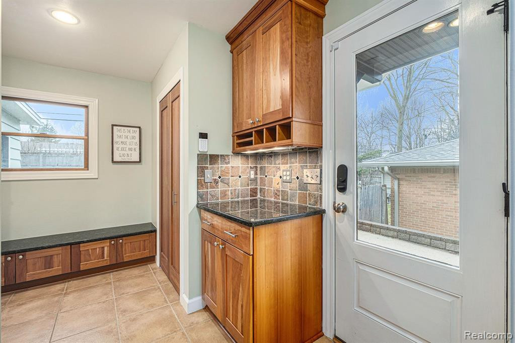 1880 Coronada Drive, Ann Arbor, MI 48103 — Photo 11
