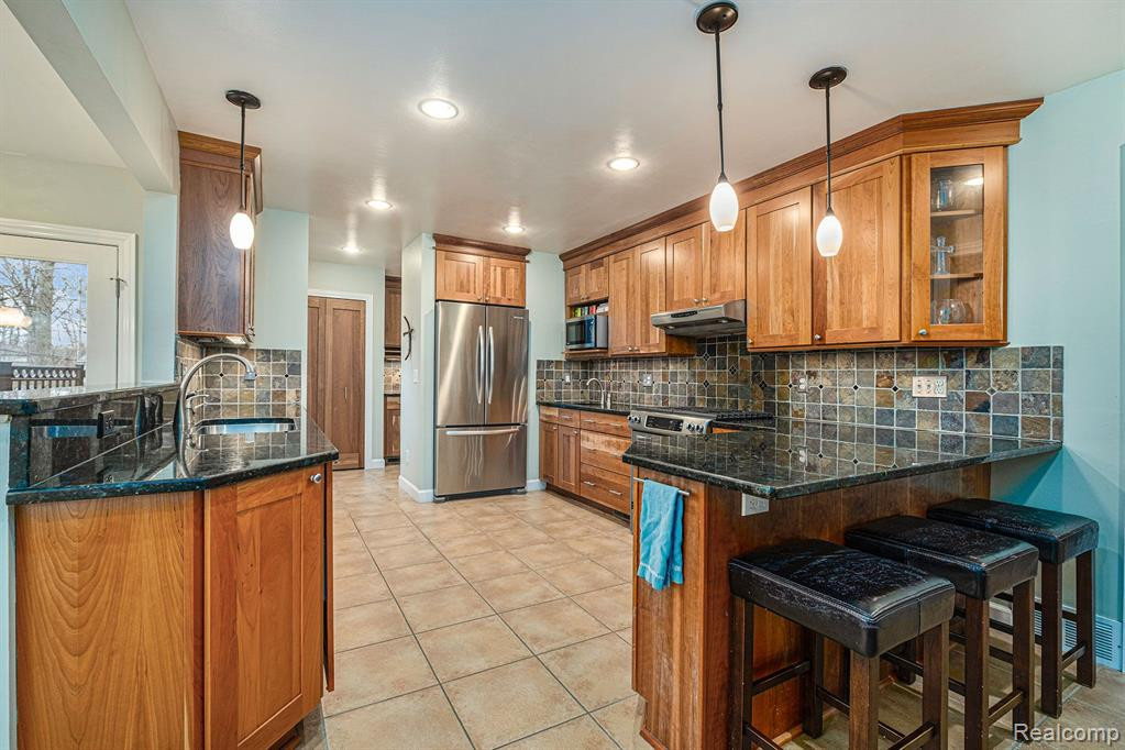 1880 Coronada Drive, Ann Arbor, MI 48103 — Photo 14