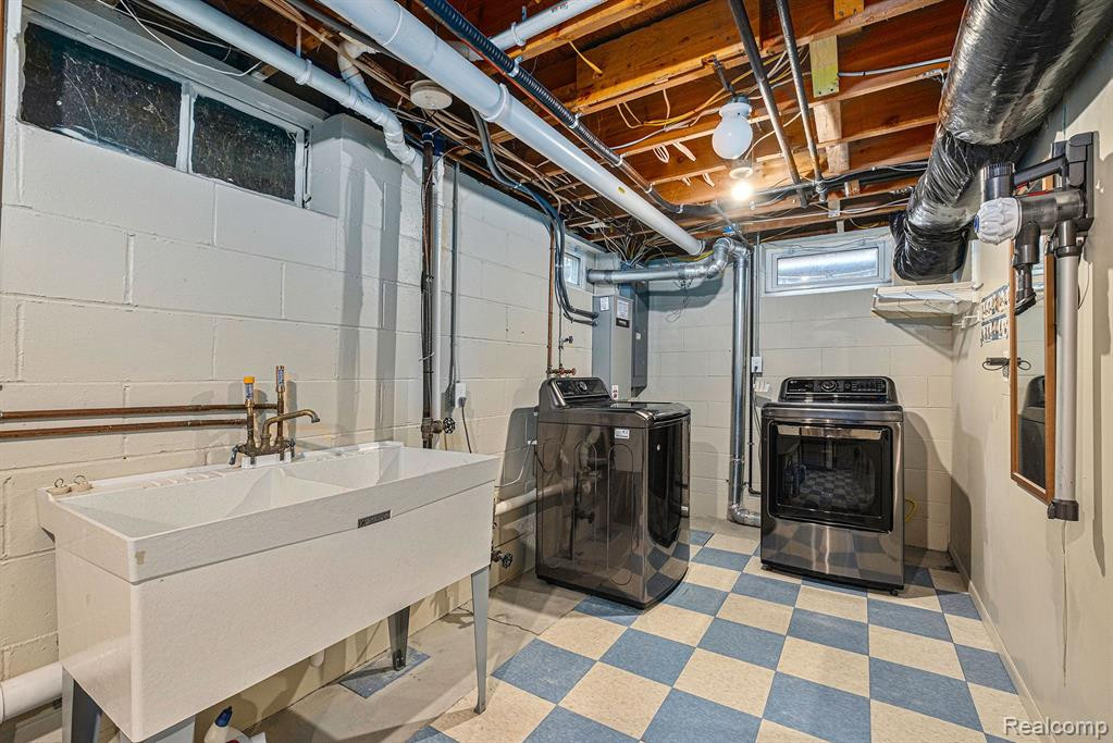 1880 Coronada Drive, Ann Arbor, MI 48103 — Photo 30
