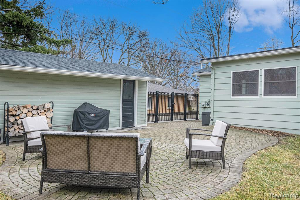 1880 Coronada Drive, Ann Arbor, MI 48103 — Photo 33