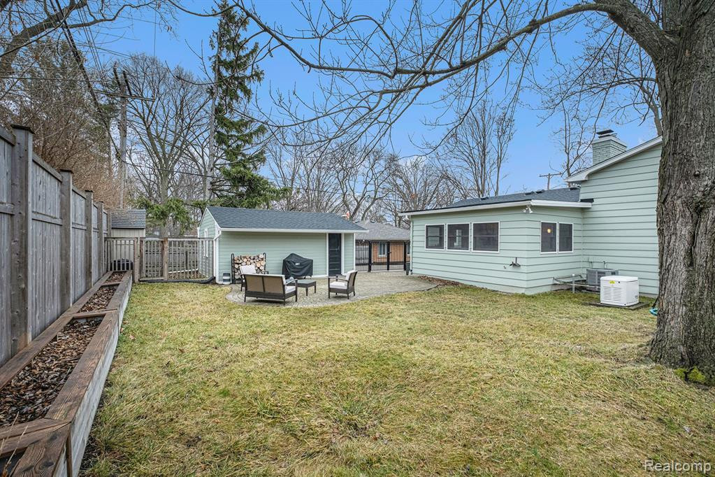 1880 Coronada Drive, Ann Arbor, MI 48103 — Photo 35