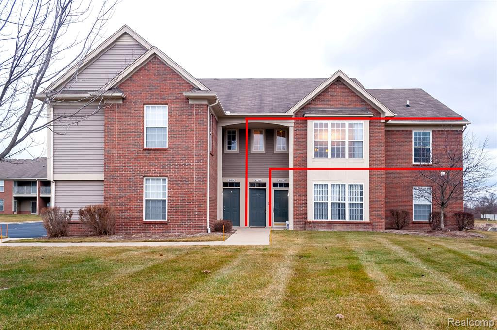 51810 LIONEL Lane, Chesterfield, MI — front exterior