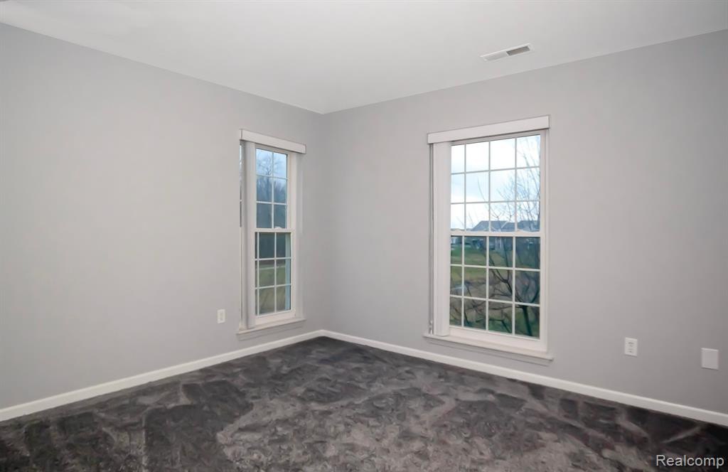 51810 LIONEL Lane, Chesterfield, MI — Photo 21