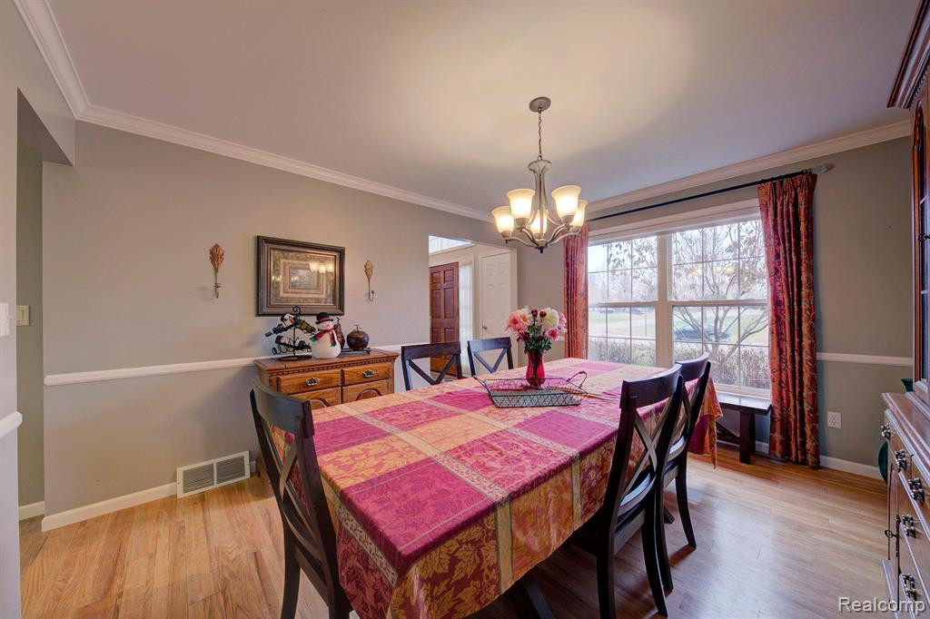 5610 LAKESHORE Drive, Ann Arbor, MI 48108 — Photo 3