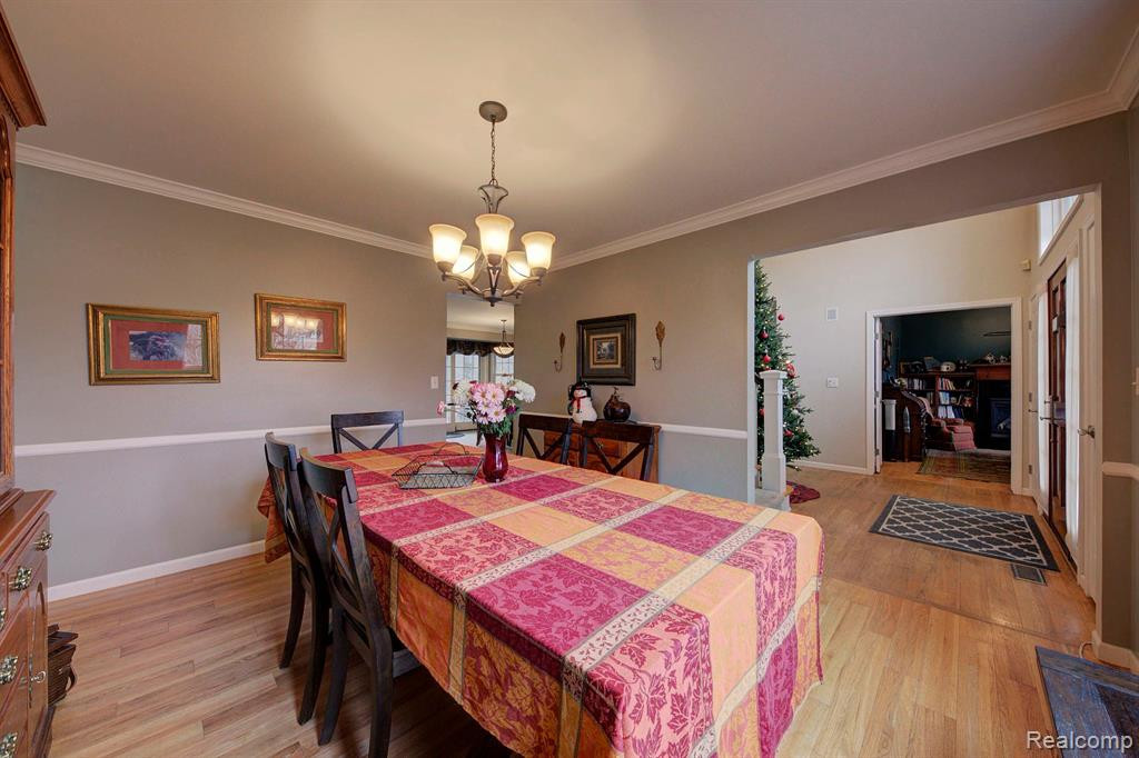 5610 LAKESHORE Drive, Ann Arbor, MI 48108 — Photo 4