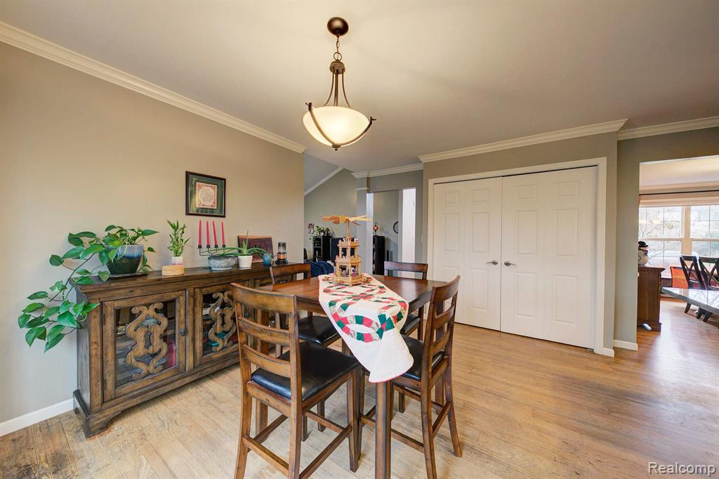 5610 LAKESHORE Drive, Ann Arbor, MI 48108 — Photo 15
