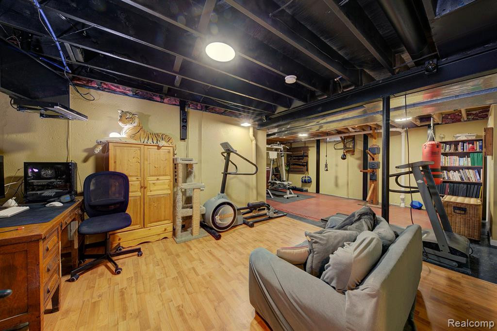 5610 LAKESHORE Drive, Ann Arbor, MI 48108 — Photo 33