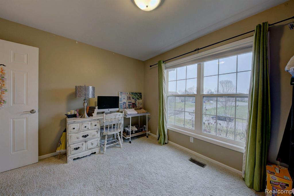 5610 LAKESHORE Drive, Ann Arbor, MI 48108 — Photo 38