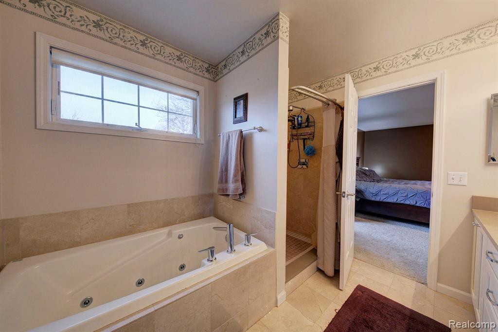 5610 LAKESHORE Drive, Ann Arbor, MI 48108 — Photo 48