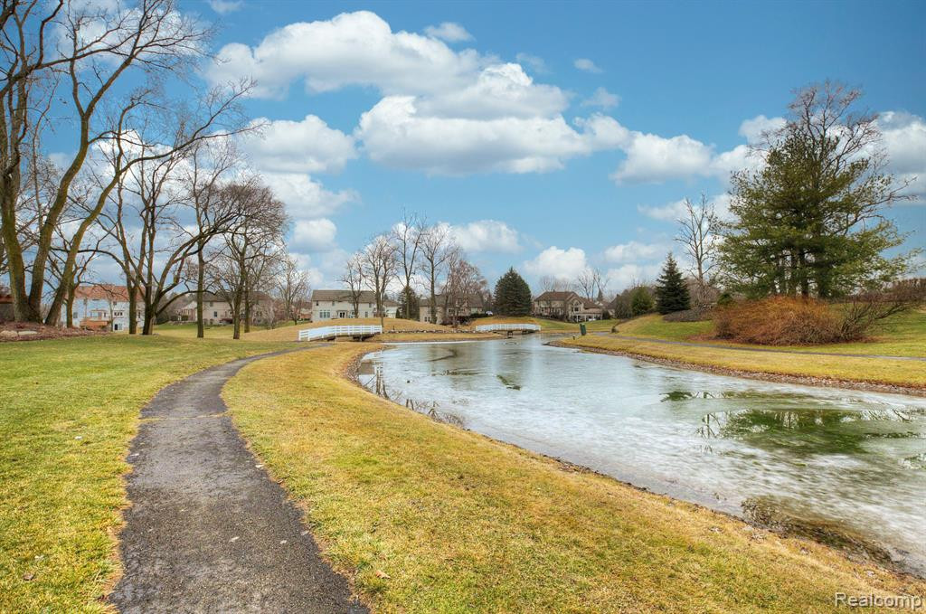 5610 LAKESHORE Drive, Ann Arbor, MI 48108 — Photo 50