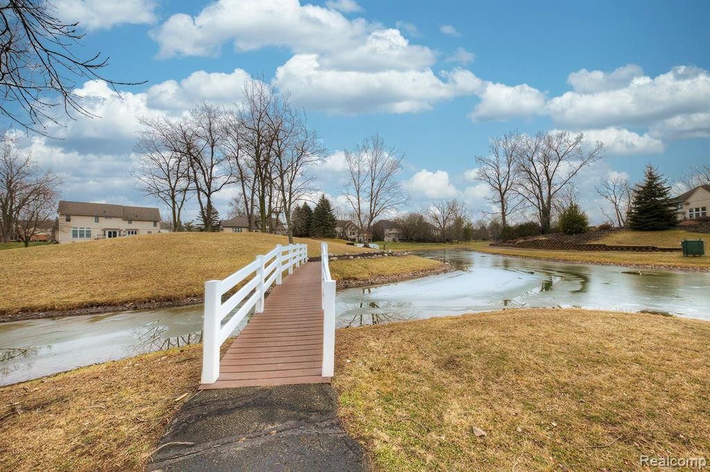 5610 LAKESHORE Drive, Ann Arbor, MI 48108 — Photo 52