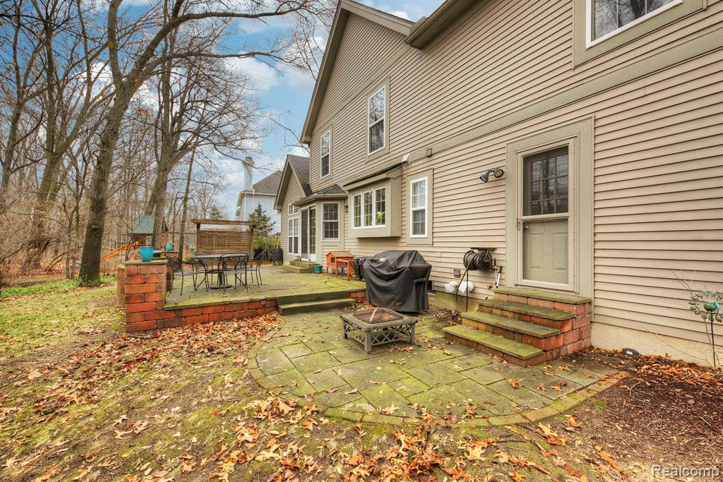 5610 LAKESHORE Drive, Ann Arbor, MI 48108 — Photo 57