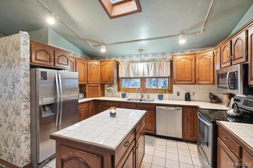 7796 FREDERICK Street, Maybee, MI — Photo 18