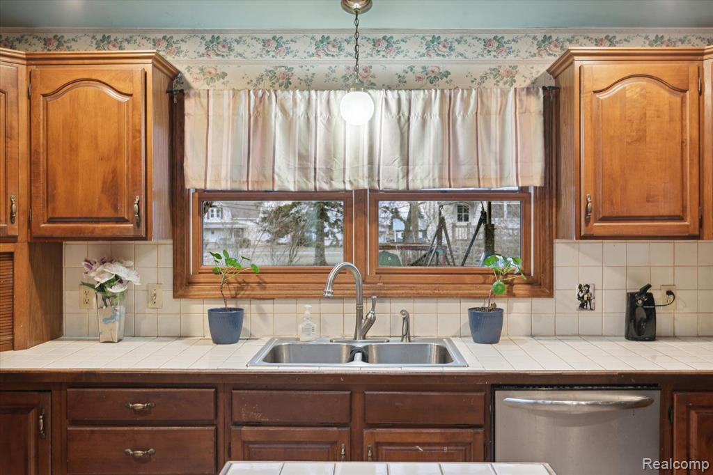 7796 FREDERICK Street, Maybee, MI — Photo 19