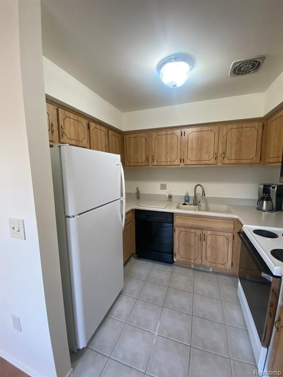 1927 WICKHAM Street, Royal Oak, MI 48073 — Photo 10