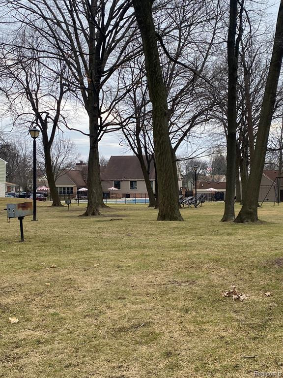 1927 WICKHAM Street, Royal Oak, MI 48073 — Photo 19