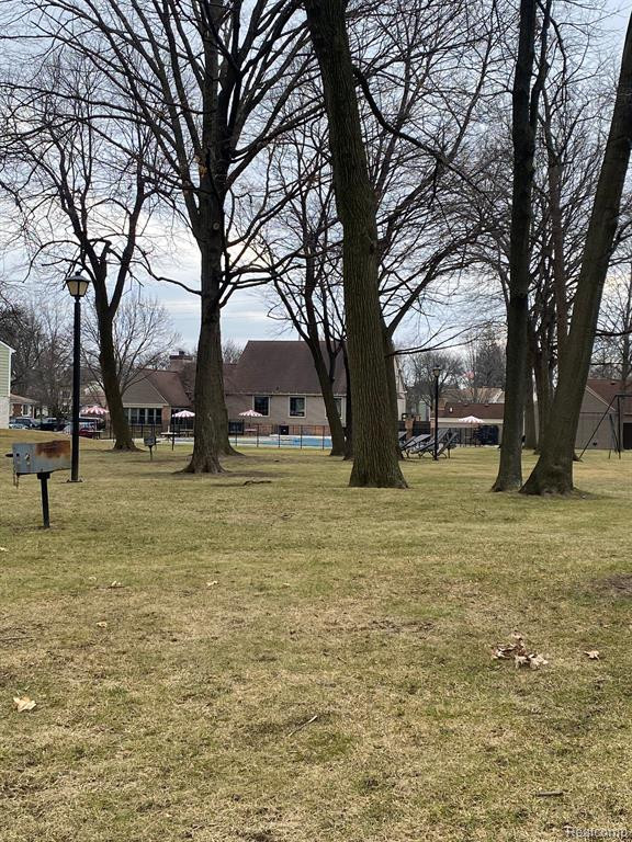 1927 WICKHAM Street, Royal Oak, MI 48073 — Photo 20
