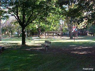 1927 WICKHAM Street, Royal Oak, MI 48073 — Photo 24