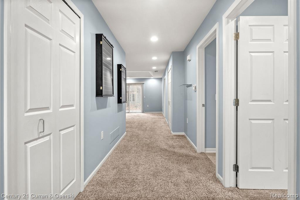 21338 MULBERRY, Farmington Hills, MI 48336 — Photo 3