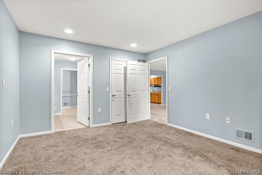 21338 MULBERRY, Farmington Hills, MI 48336 — Photo 18