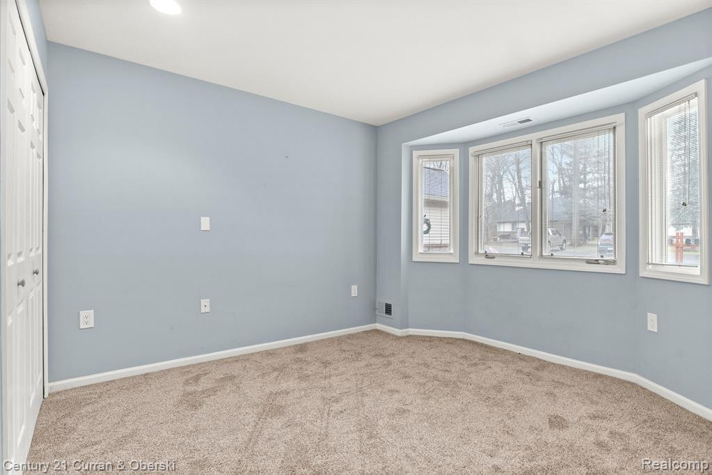 21338 MULBERRY, Farmington Hills, MI 48336 — Photo 19