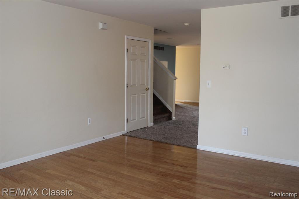 4160 BRIGHTON Lane, Canton, MI 48188 — Photo 8