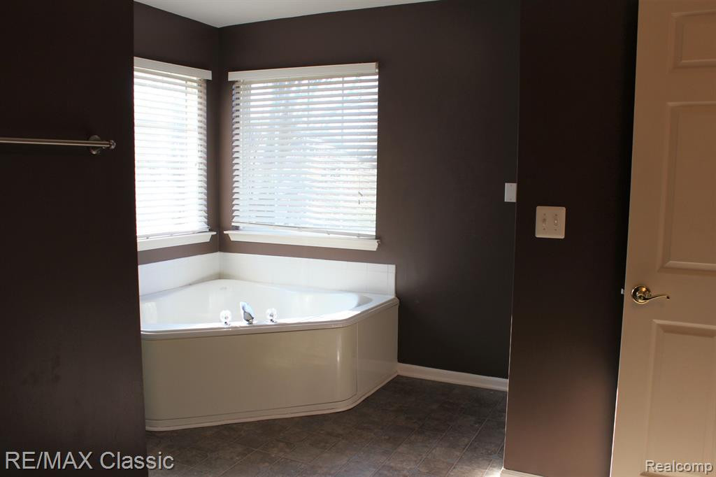 4160 BRIGHTON Lane, Canton, MI 48188 — Photo 17