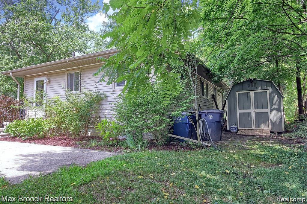 1218 CITY Drive, Ann Arbor, MI 48103 — Photo 5