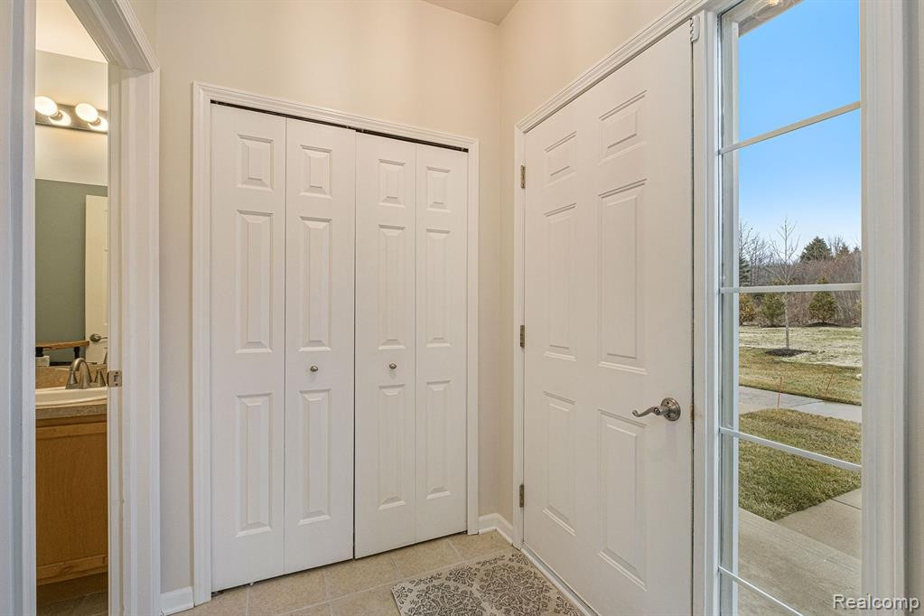 3033 Cloverly Court, Ann Arbor, MI 48108 — Photo 3