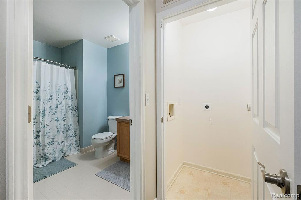3033 Cloverly Court, Ann Arbor, MI 48108 — Photo 22