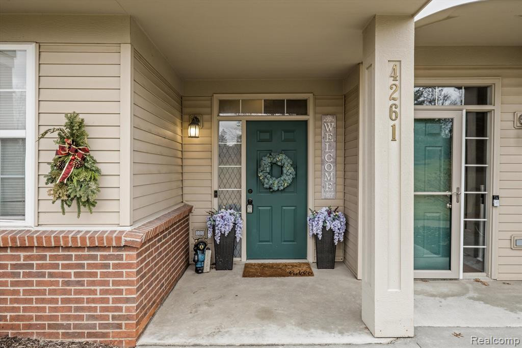 4261 Hampton Ridge Boulevard, Howell, MI 48843 — Photo 2
