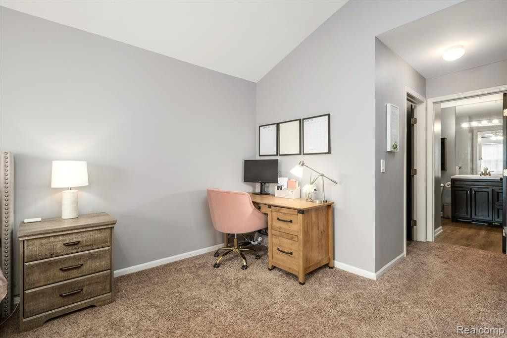 4261 Hampton Ridge Boulevard, Howell, MI 48843 — Photo 11