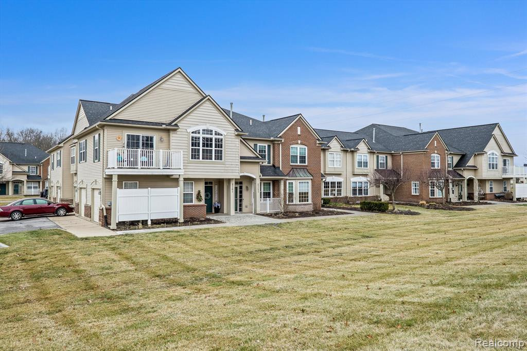 4261 Hampton Ridge Boulevard, Howell, MI 48843 — Photo 16