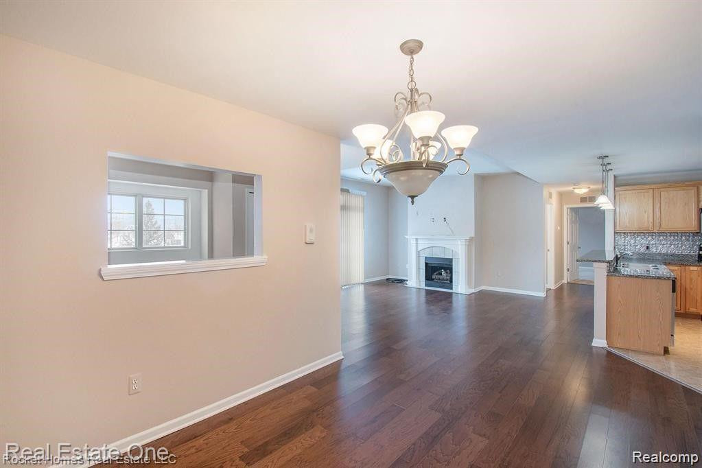 5739 TWIN OAKS Drive, Sterling Heights, MI 48314 — Photo 10