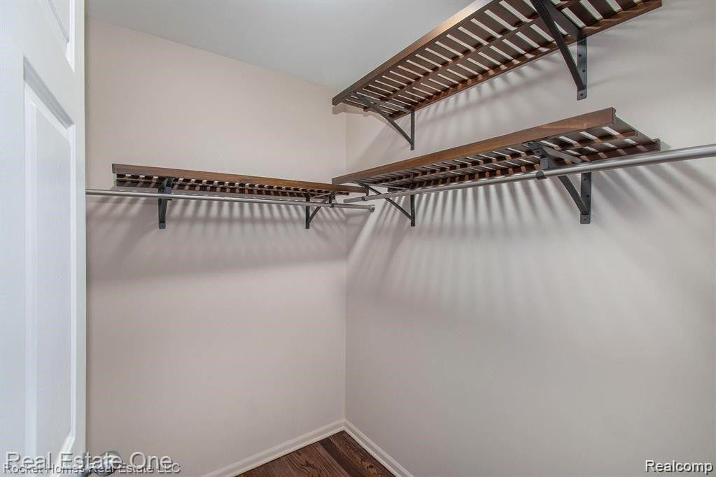 5739 TWIN OAKS Drive, Sterling Heights, MI 48314 — Photo 20