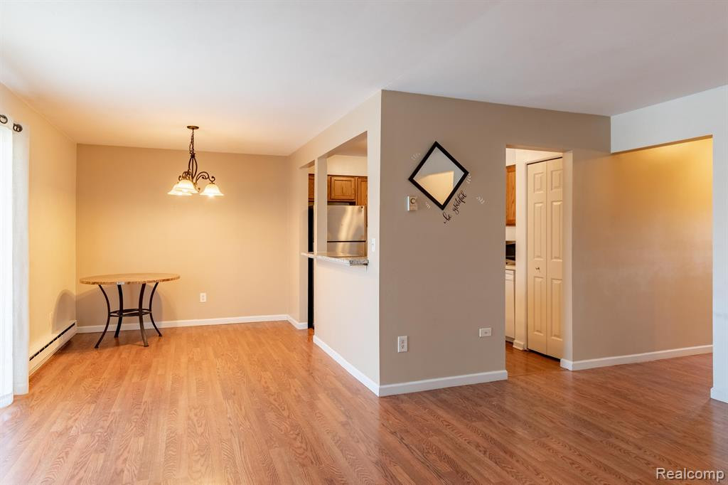 7572 WOODVIEW #4 Street, 103, Westland, MI — Photo 7