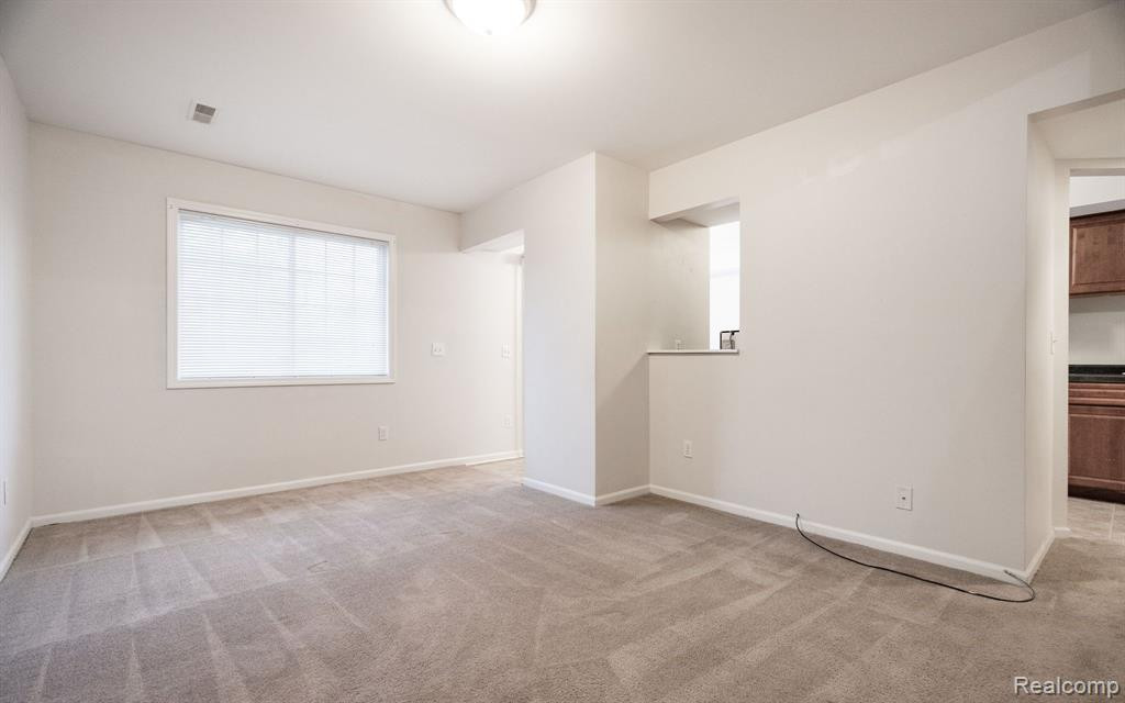 16615 TERRACE VILLAGE Drive, Taylor, MI 48180 — Photo 10