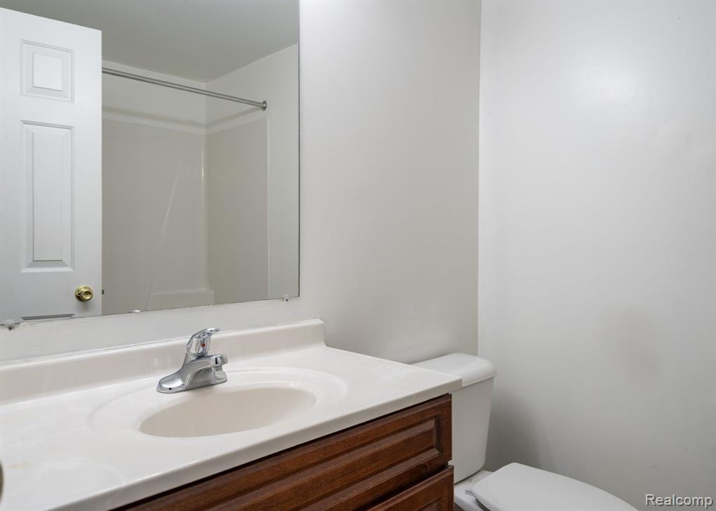16615 TERRACE VILLAGE Drive, Taylor, MI 48180 — Photo 13