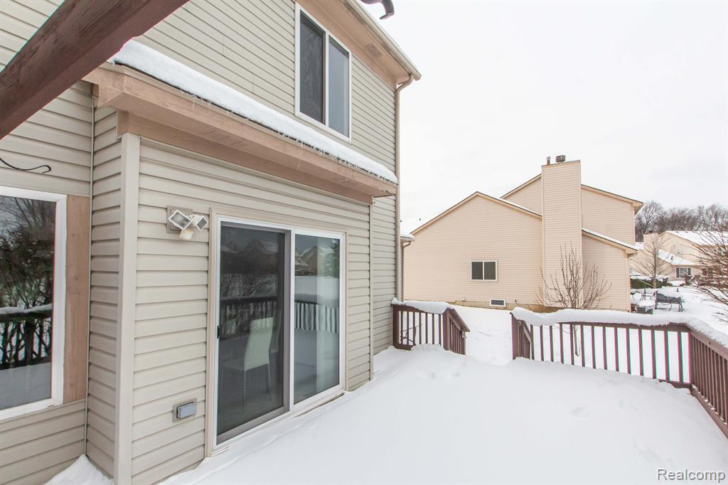 4333 WOODSTREAM Drive, Ypsilanti, MI 48197 — Photo 32