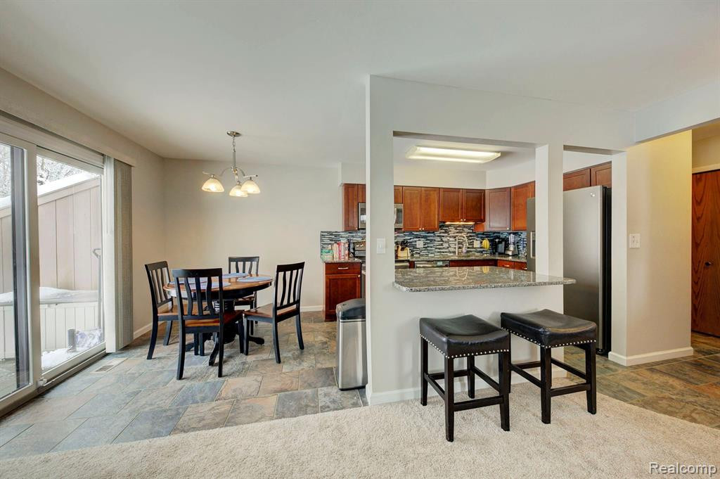 567 PARK Place, Saline, MI 48176 — Photo 6