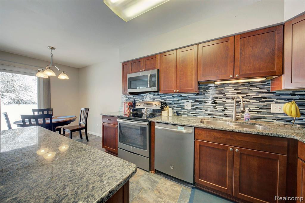 567 PARK Place, Saline, MI 48176 — Photo 8