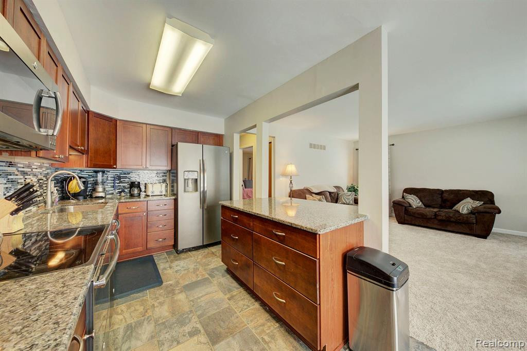 567 PARK Place, Saline, MI 48176 — Photo 9