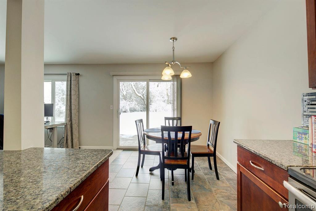 567 PARK Place, Saline, MI 48176 — Photo 11